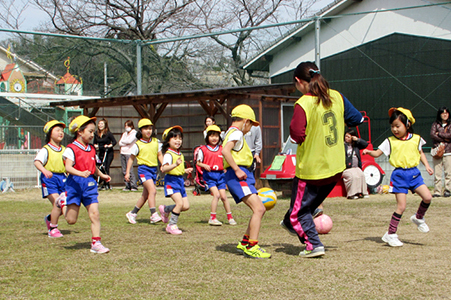 サッカー